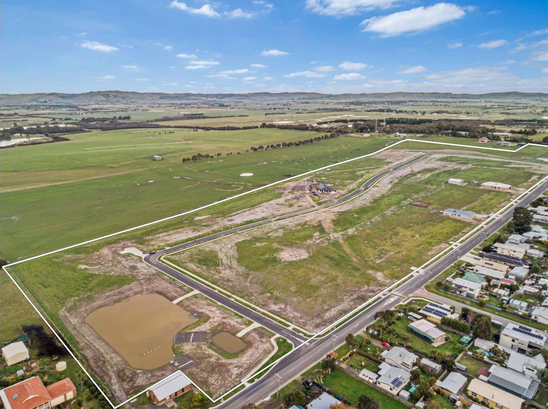 [Land for Sale] The Colonnades Estate, Bay OpenLot